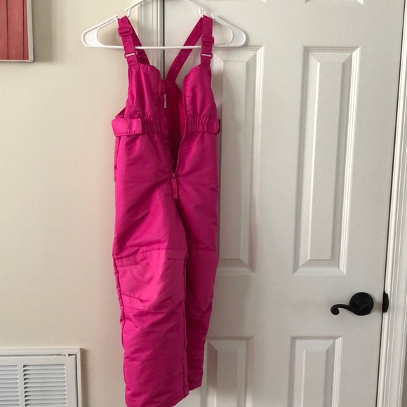 Cat & Jack Other - Girls size 5 toddler snow bib